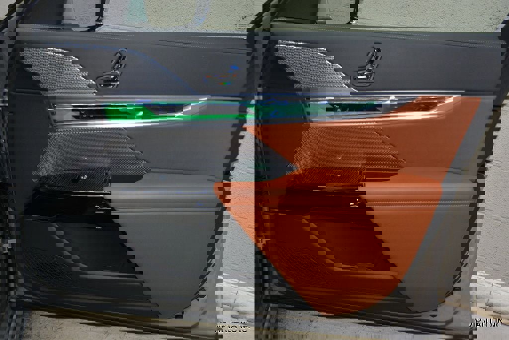 Used 2024 BMW i7 eDrive50 image 8