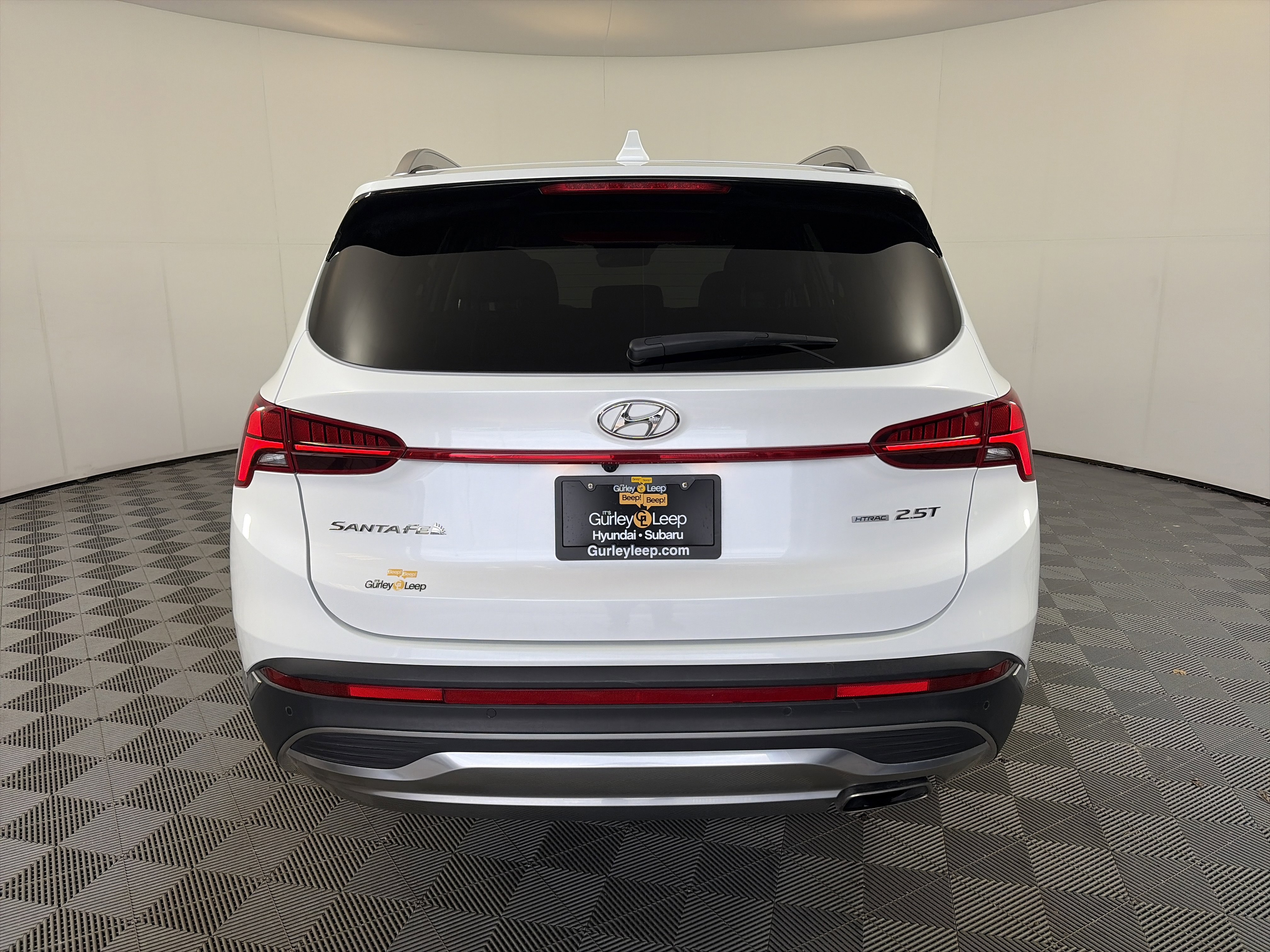 Certified 2023 Hyundai Santa Fe Limited w/ Cargo Package AWD/4WD image 9