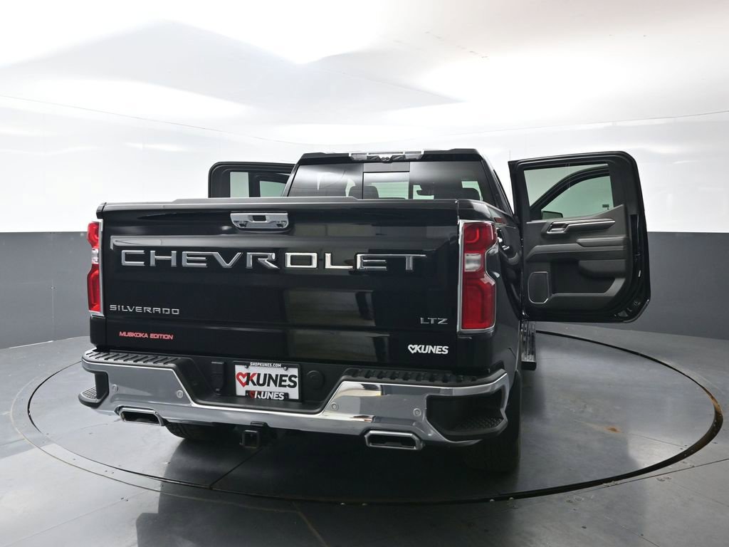 Used 2024 Chevrolet Silverado 1500 LTZ w/ Technology Package AWD/4WD image 63