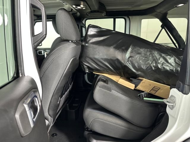 Used 2022 Jeep Wrangler Unlimited Rubicon 4xe w/ Dual Top Group image 26