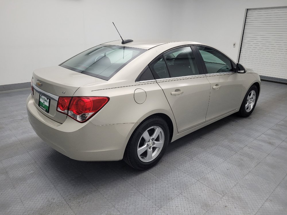 Used 2016 Chevrolet Cruze LT FWD image 10
