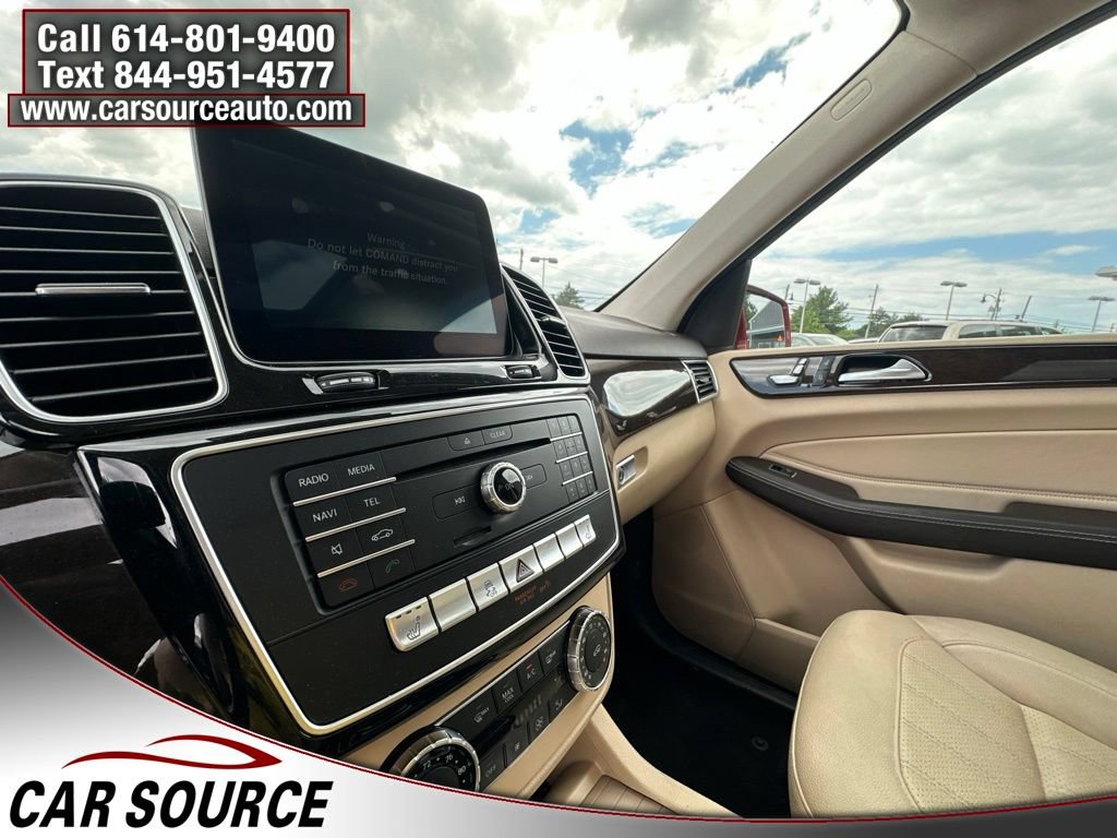 Used 2016 Mercedes-Benz GLE 350 4MATIC w/ Premium Package image 19