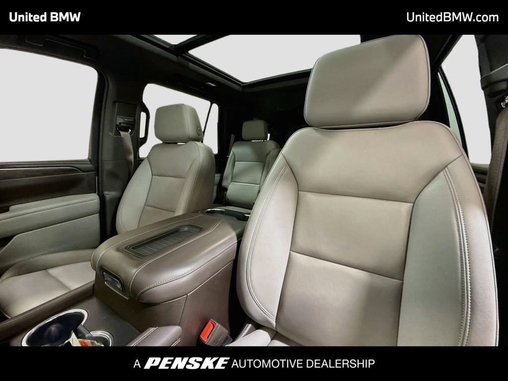 Used 2024 Chevrolet Tahoe LT w/ LT Signature Package RWD image 12