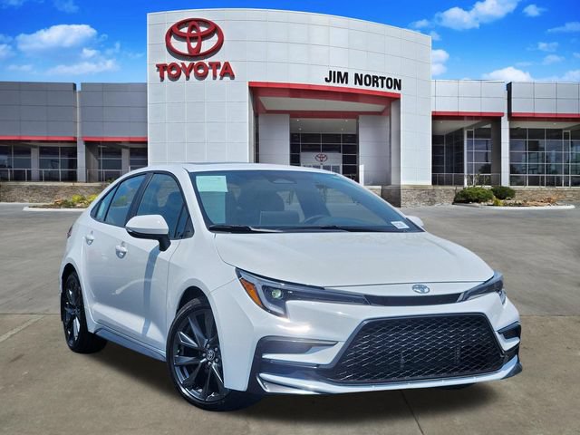 Used 2025 Toyota Corolla XSE FWD video 1
