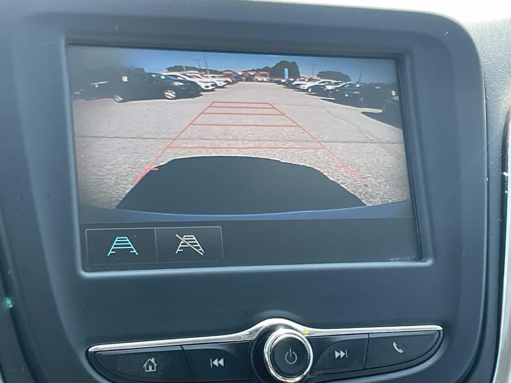 Used 2018 Chevrolet Equinox LS FWD image 17