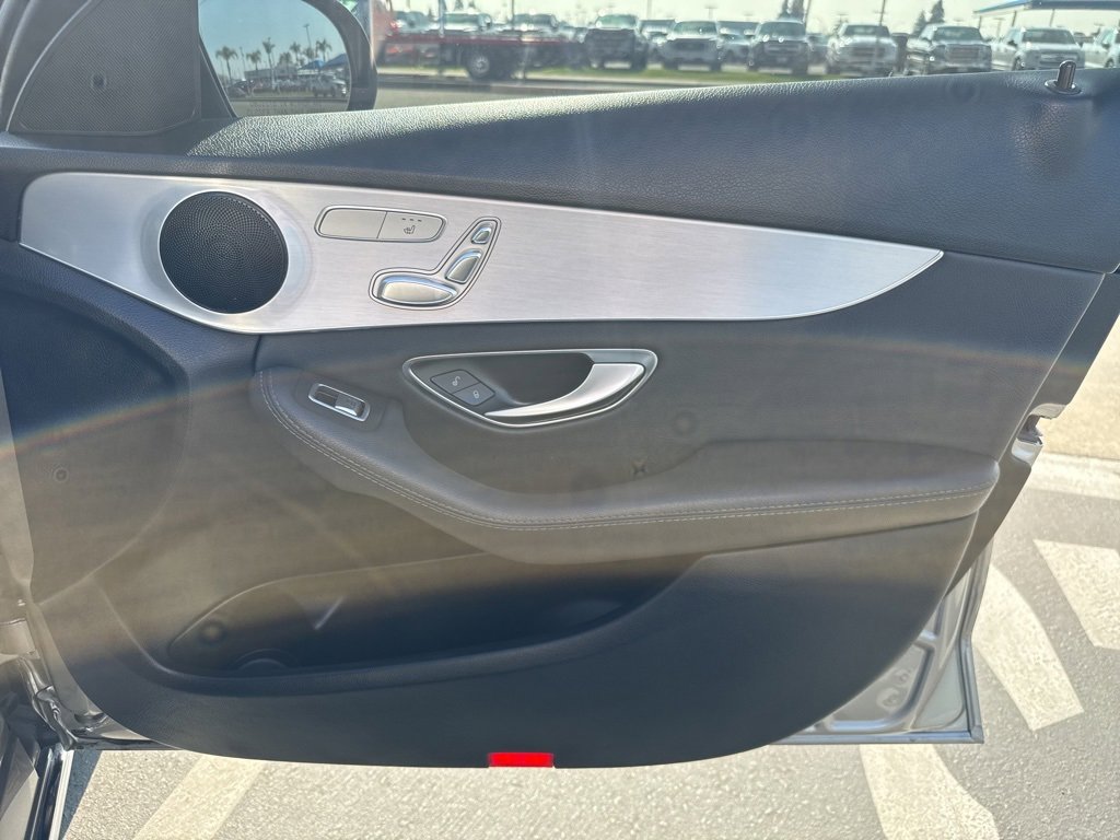 Used 2019 Mercedes-Benz C 300 Sedan image 13
