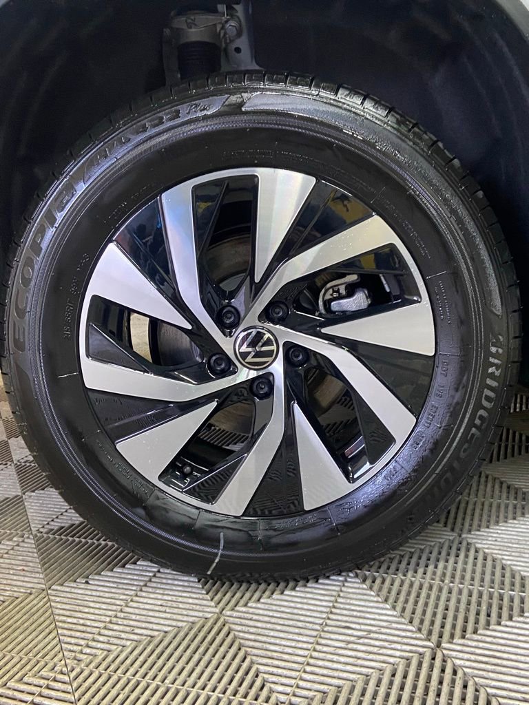 New 2026 Volkswagen Tiguan S image 9