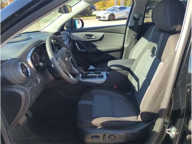 New 2025 Chevrolet Blazer LT w/ Driver Confidence Package FWD image 18