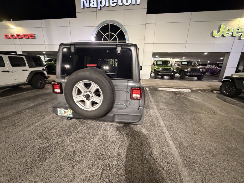 Used 2019 Jeep Wrangler Unlimited Sport S image 4
