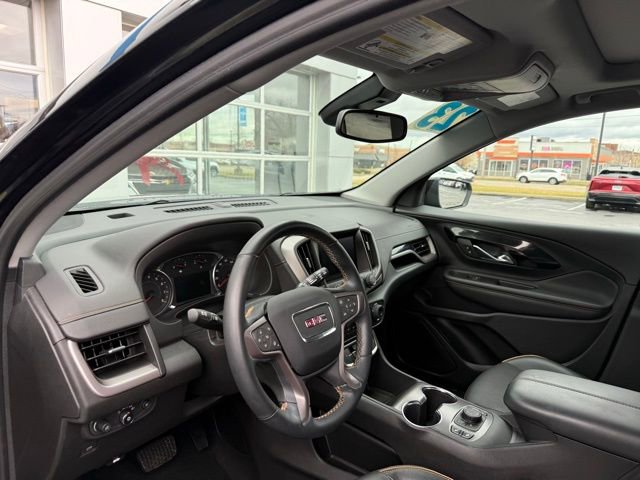 Used 2023 GMC Terrain AT4 image 7
