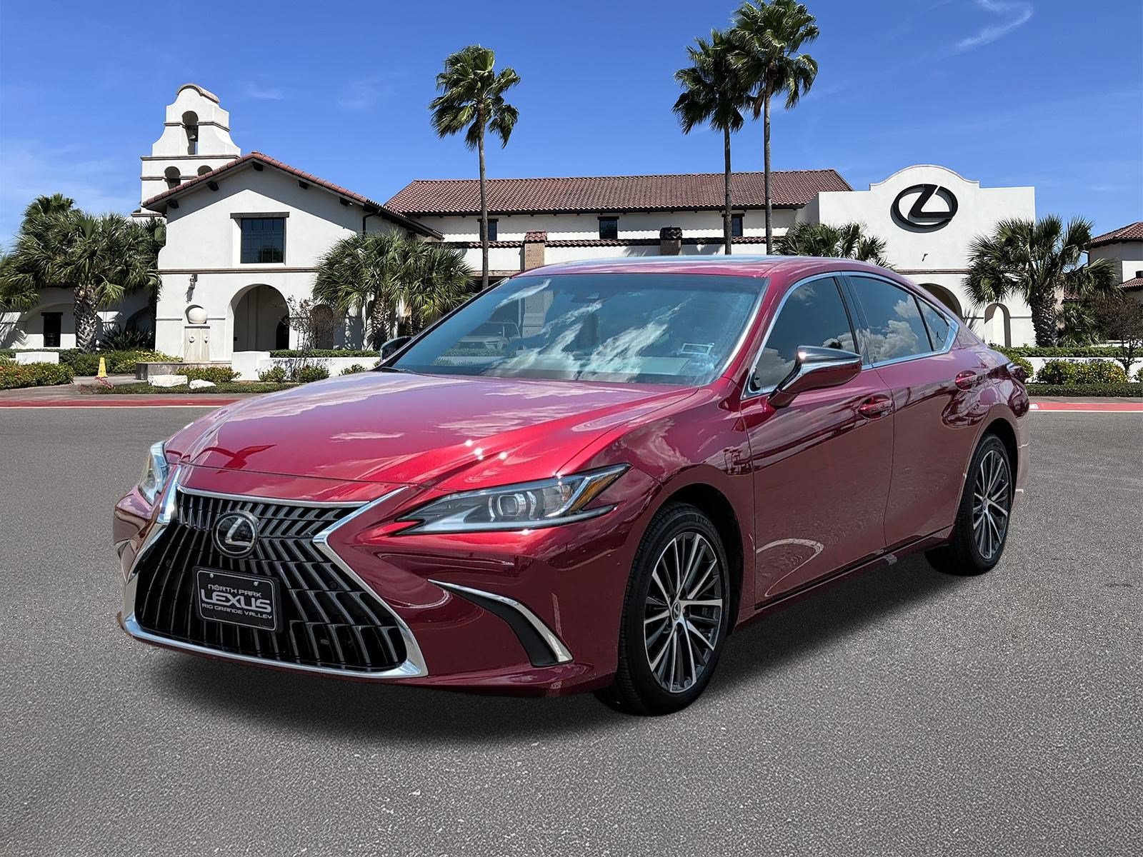 Certified 2025 Lexus ES 350 w/ Premium Package FWD image 3