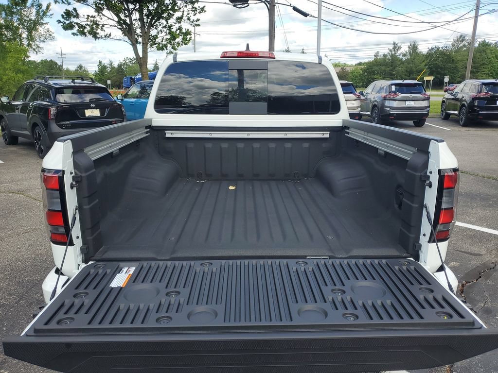 New 2026 Nissan Frontier SV w/ SV Convenience Package AWD/4WD image 8