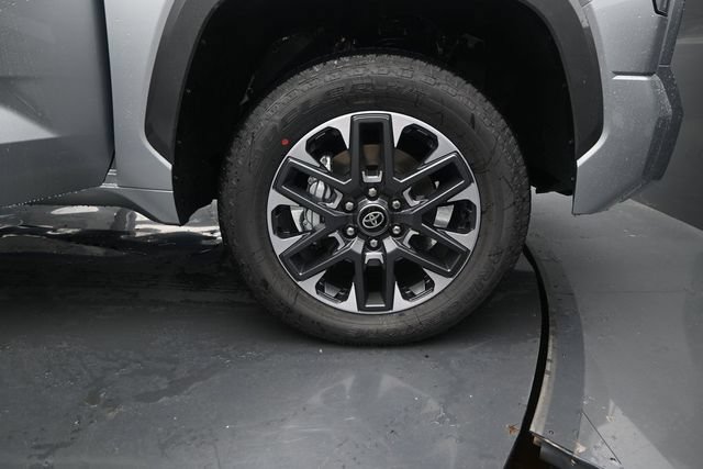 New 2026 Toyota Tundra Limited AWD/4WD image 17