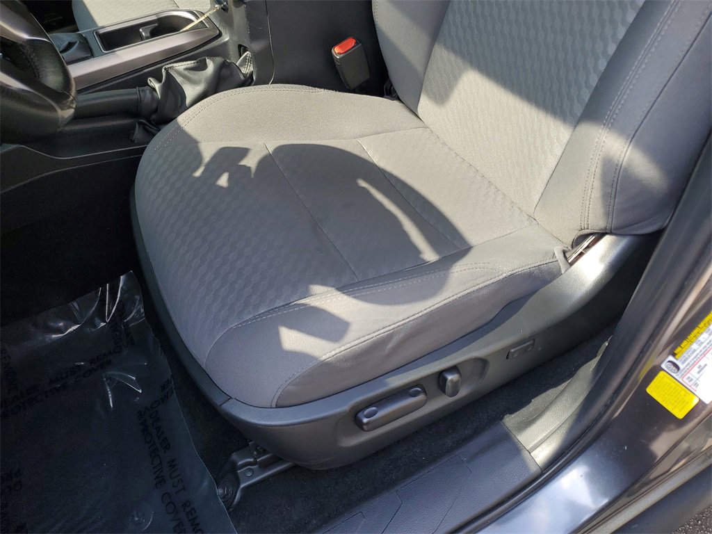 Used 2022 Toyota Tacoma SR5 w/ Technology Package image 21