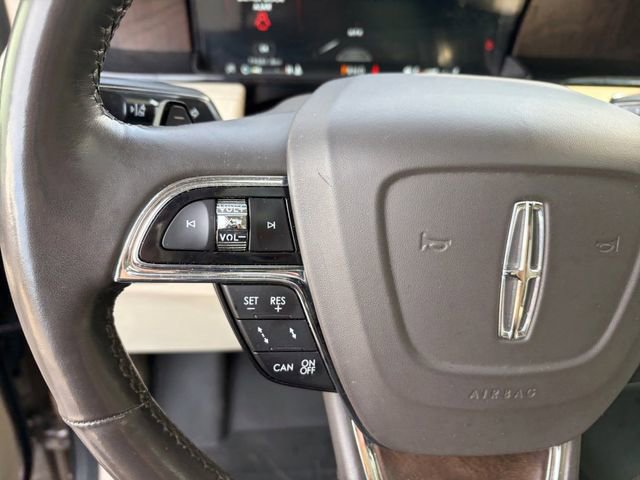Used 2019 Lincoln Navigator Reserve AWD/4WD image 6