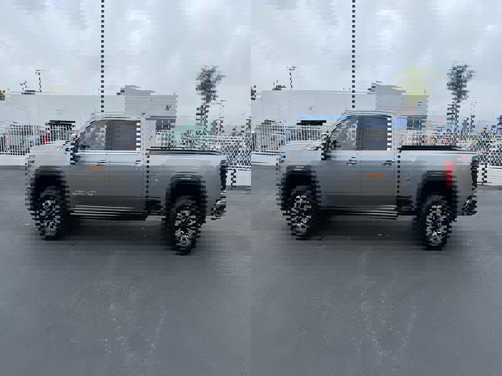 New 2026 GMC Sierra 2500 Denali w/ Denali Reserve Package image 8