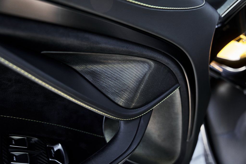 Used 2019 McLaren 720S RWD image 35