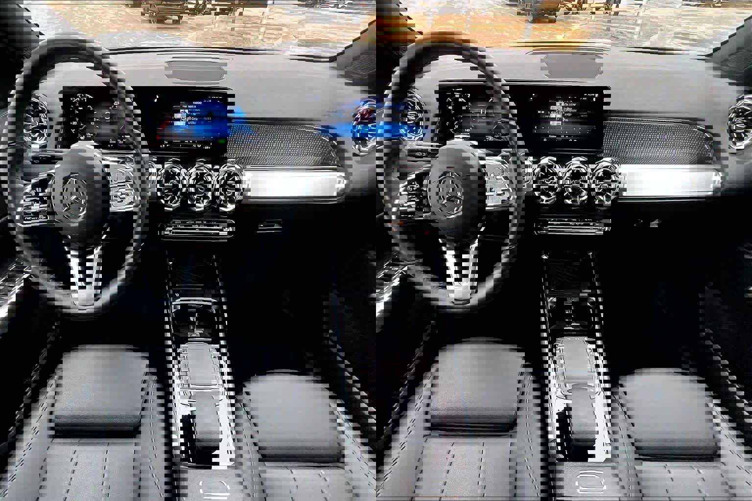 Certified 2023 Mercedes-Benz EQB 300 4MATIC image 15