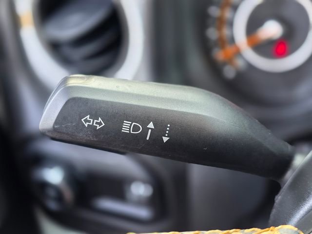 Used 2024 Jeep Wrangler Sport S image 38