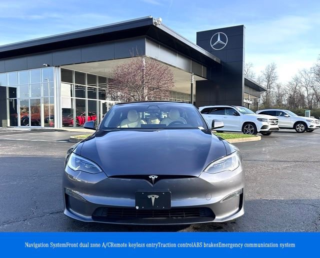 Used 2023 Tesla Model S Standard Range image 2