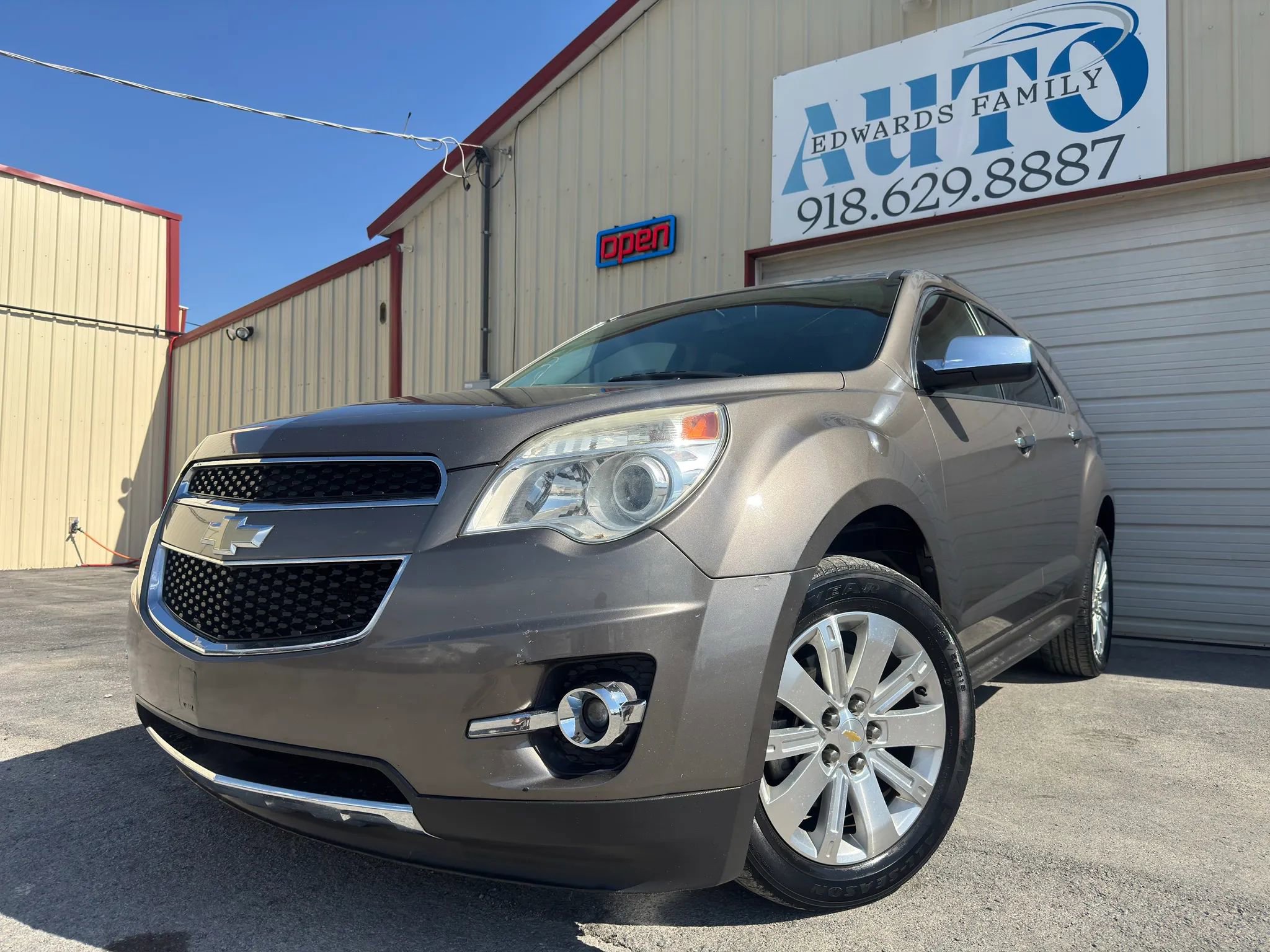 Used 2011 Chevrolet Equinox LTZ w/ LPO, Protection Package AWD/4WD image 8