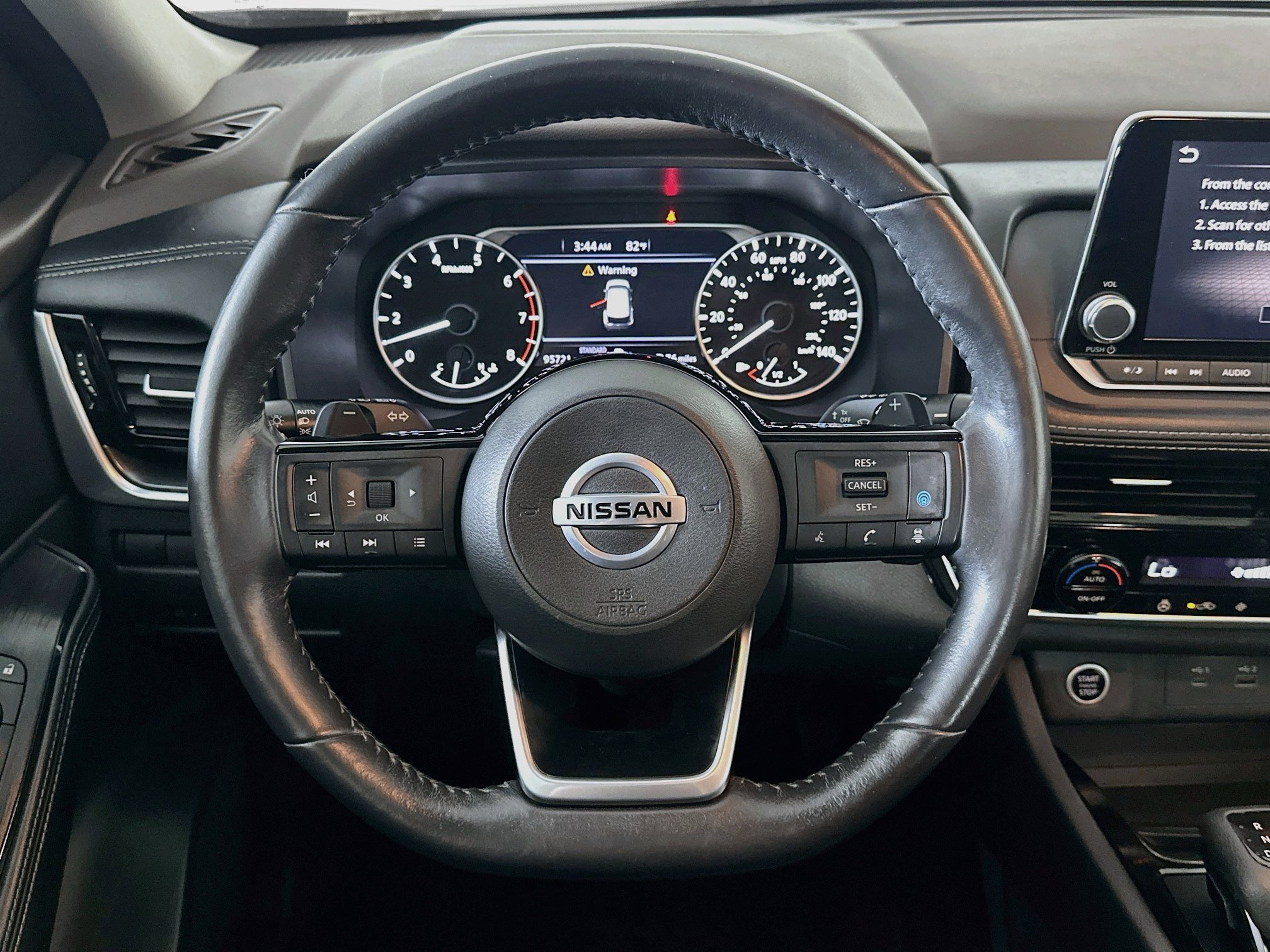 Used 2021 Nissan Rogue SV w/ Premium Package FWD image 18