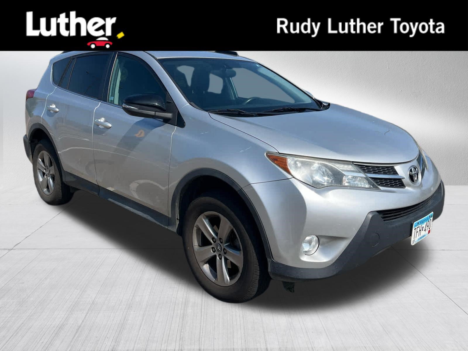 Used 2015 Toyota RAV4 XLE FWD image 1