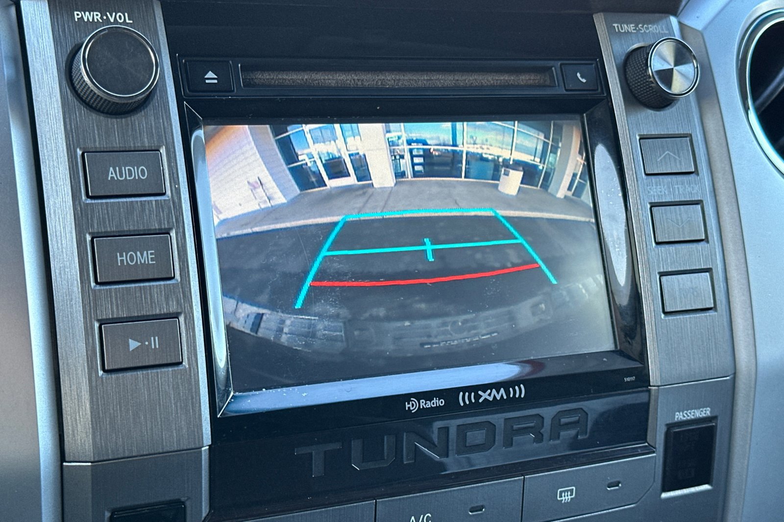 Used 2016 Toyota Tundra SR5 w/ SR5 Upgrade Package image 18