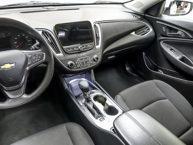 Used 2024 Chevrolet Malibu LT image 14