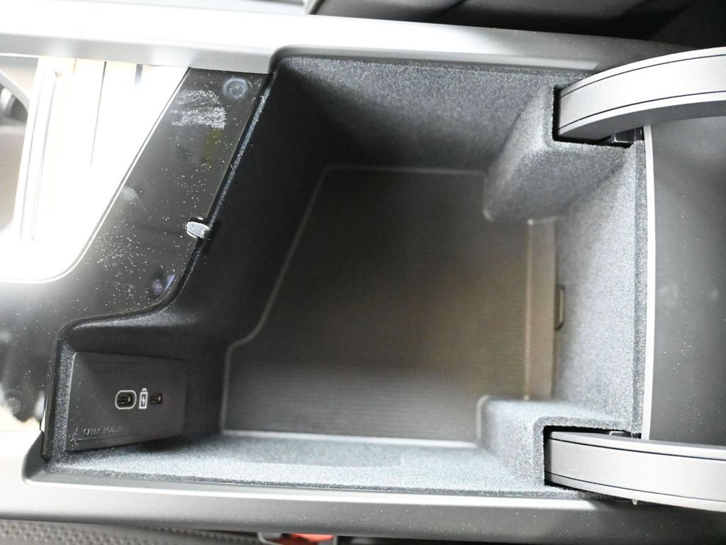 New 2026 Volvo XC60 B5 Plus w/ Climate Package image 35