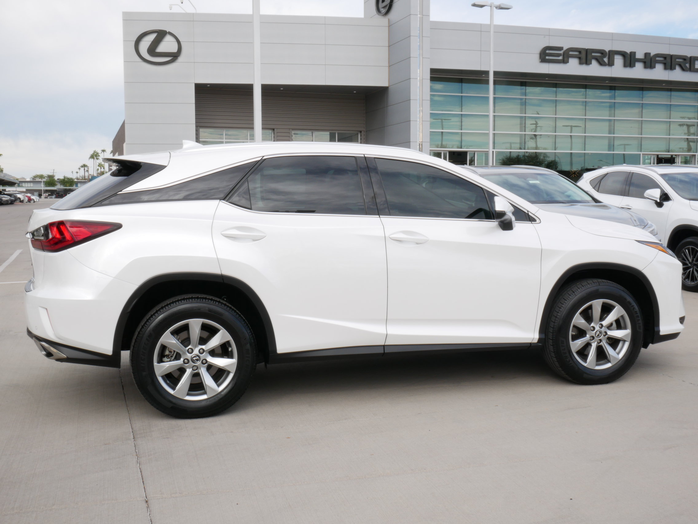 Used 2019 Lexus RX 350 FWD w/ Accessory Package image 9