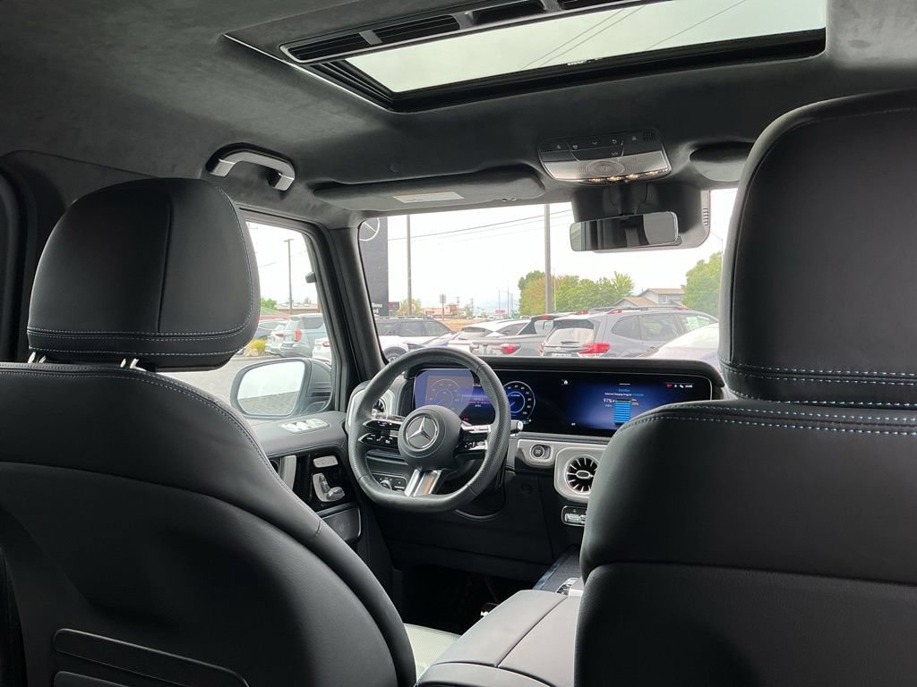 Used 2025 Mercedes-Benz G 580 w/ EQ Technology image 21