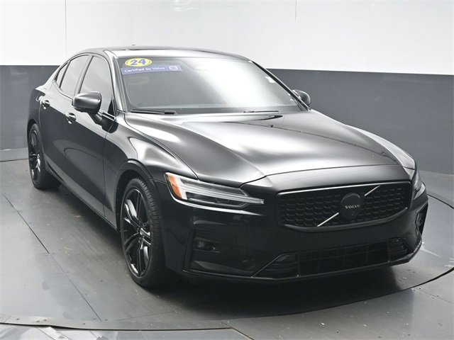 Used 2024 Volvo S60 B5 Plus image 3