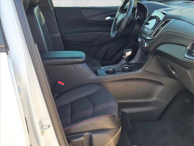 Used 2022 Chevrolet Equinox RS w/ Infotainment Package image 19