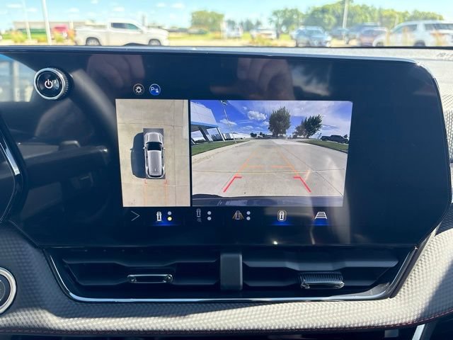 New 2026 Chevrolet Equinox RS w/ Convenience Package III AWD/4WD image 32
