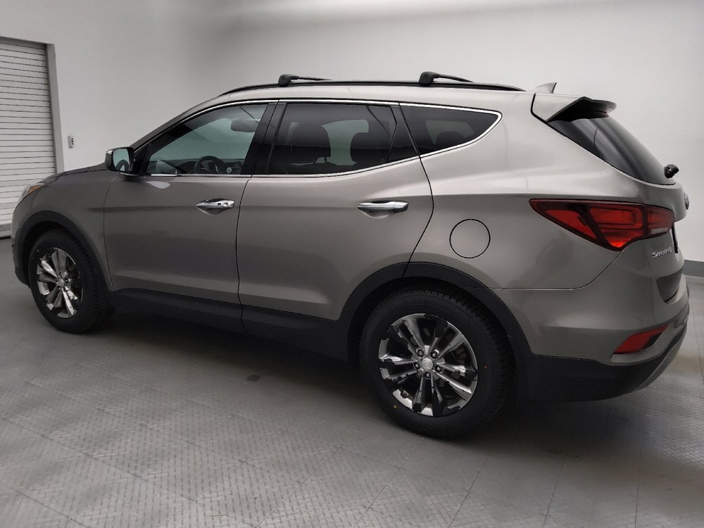 Used 2017 Hyundai Santa Fe Sport 2.0T image 3