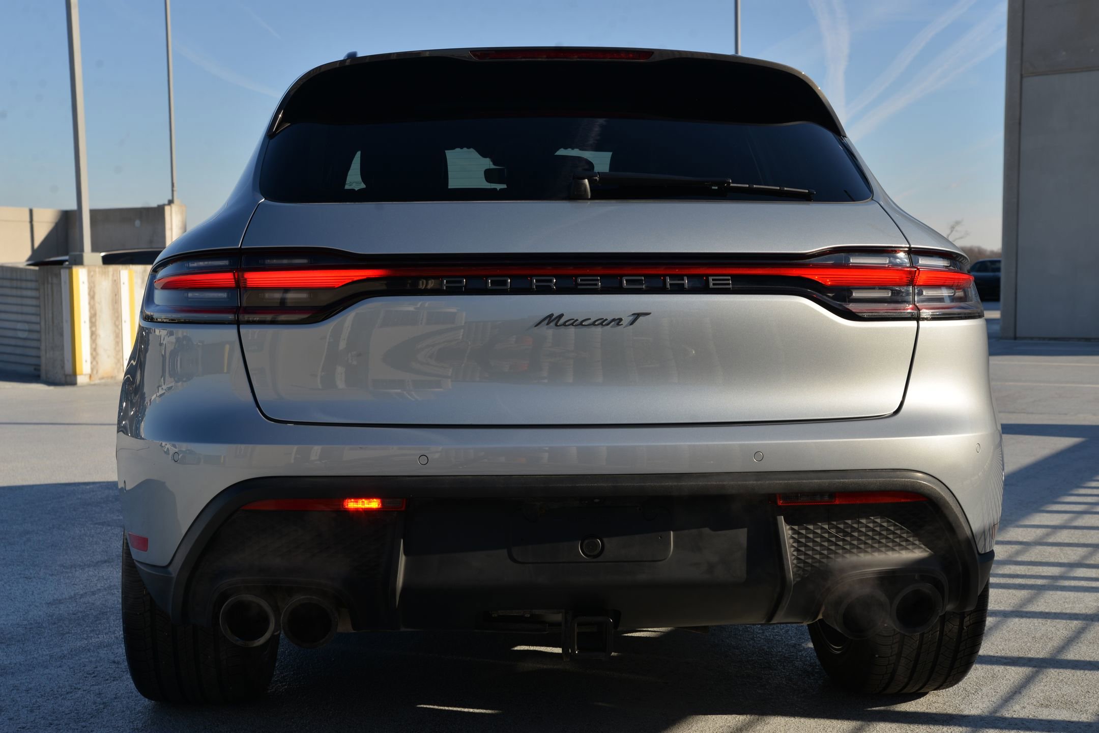 Certified 2024 Porsche Macan Turbo image 10