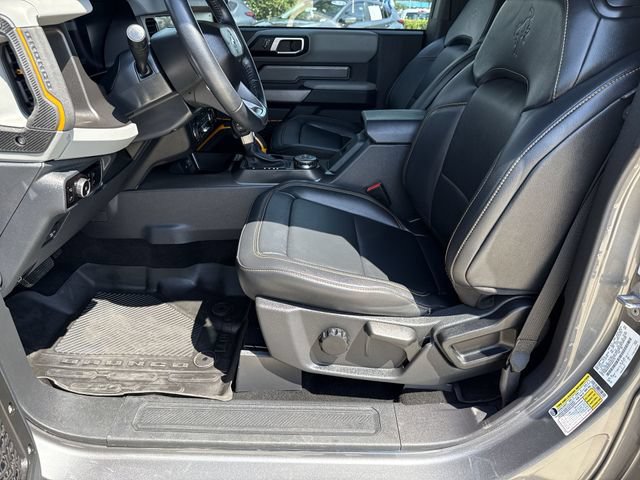 Used 2023 Ford Bronco Badlands w/ Sasquatch Package AWD/4WD image 17