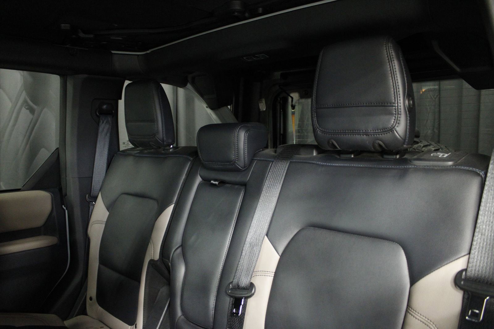 Used 2023 Ford Bronco Wildtrak image 6