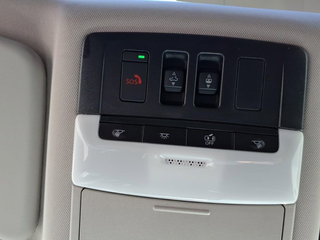 New 2026 Nissan Rogue SV image 25