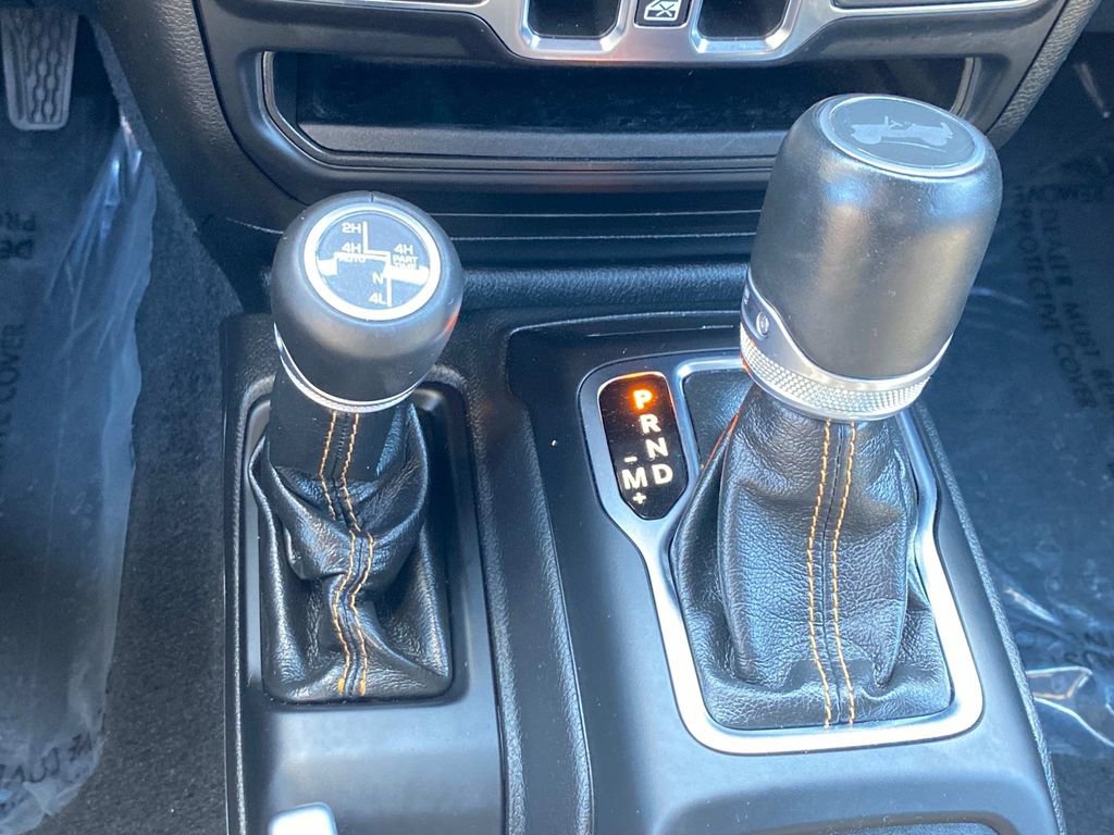 Used 2022 Jeep Wrangler Unlimited Sahara image 29