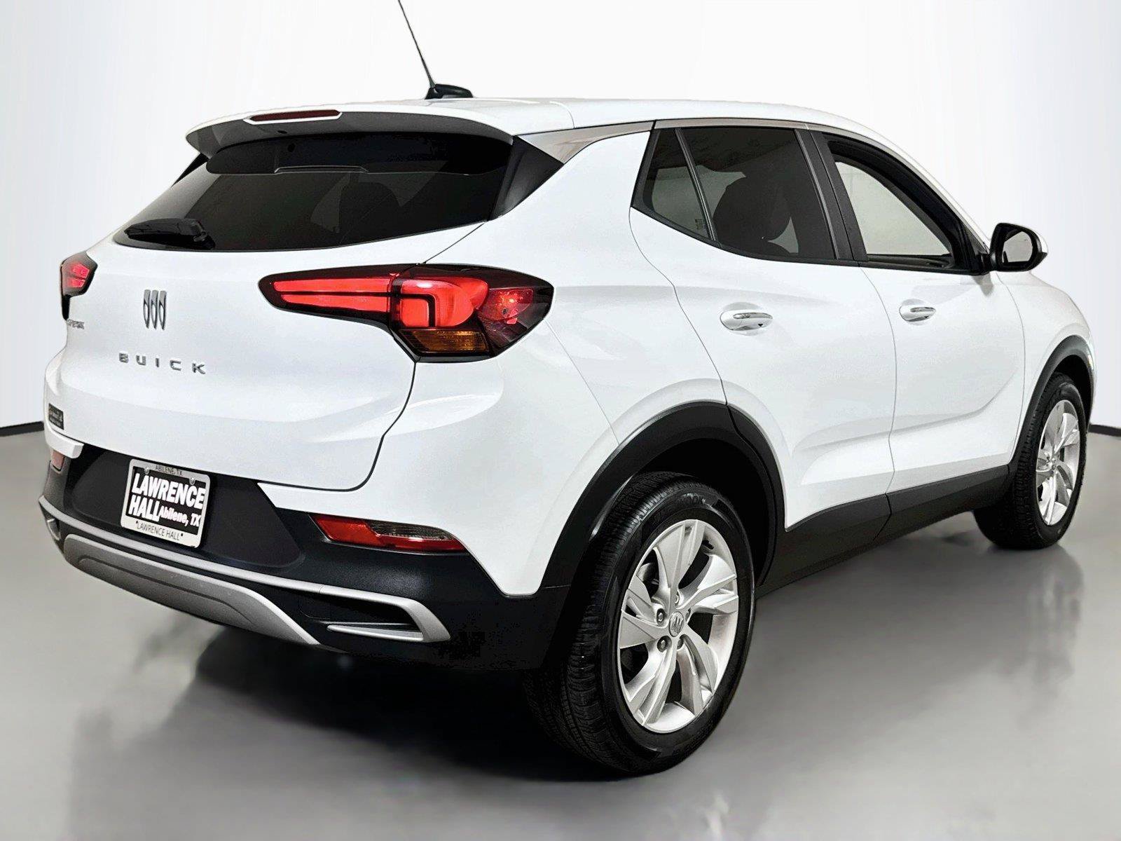 Certified 2025 Buick Encore GX Preferred FWD image 4