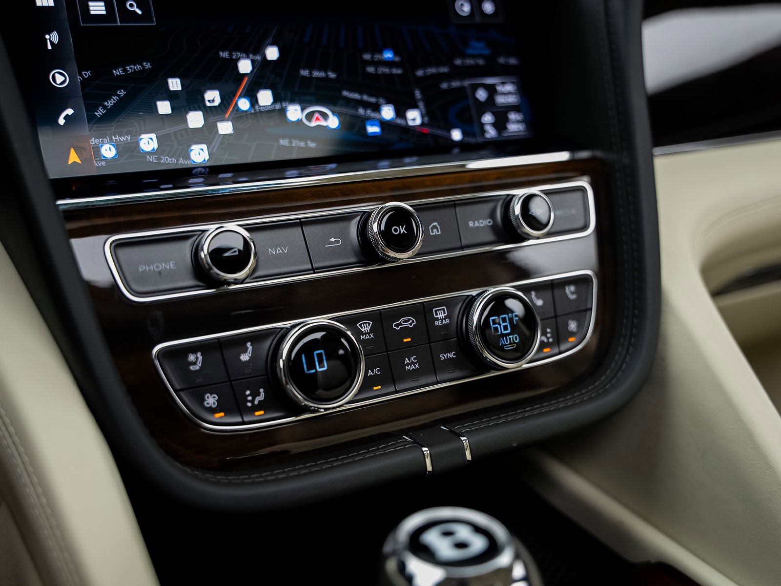 Used 2021 Bentley Bentayga Speed AWD/4WD image 50