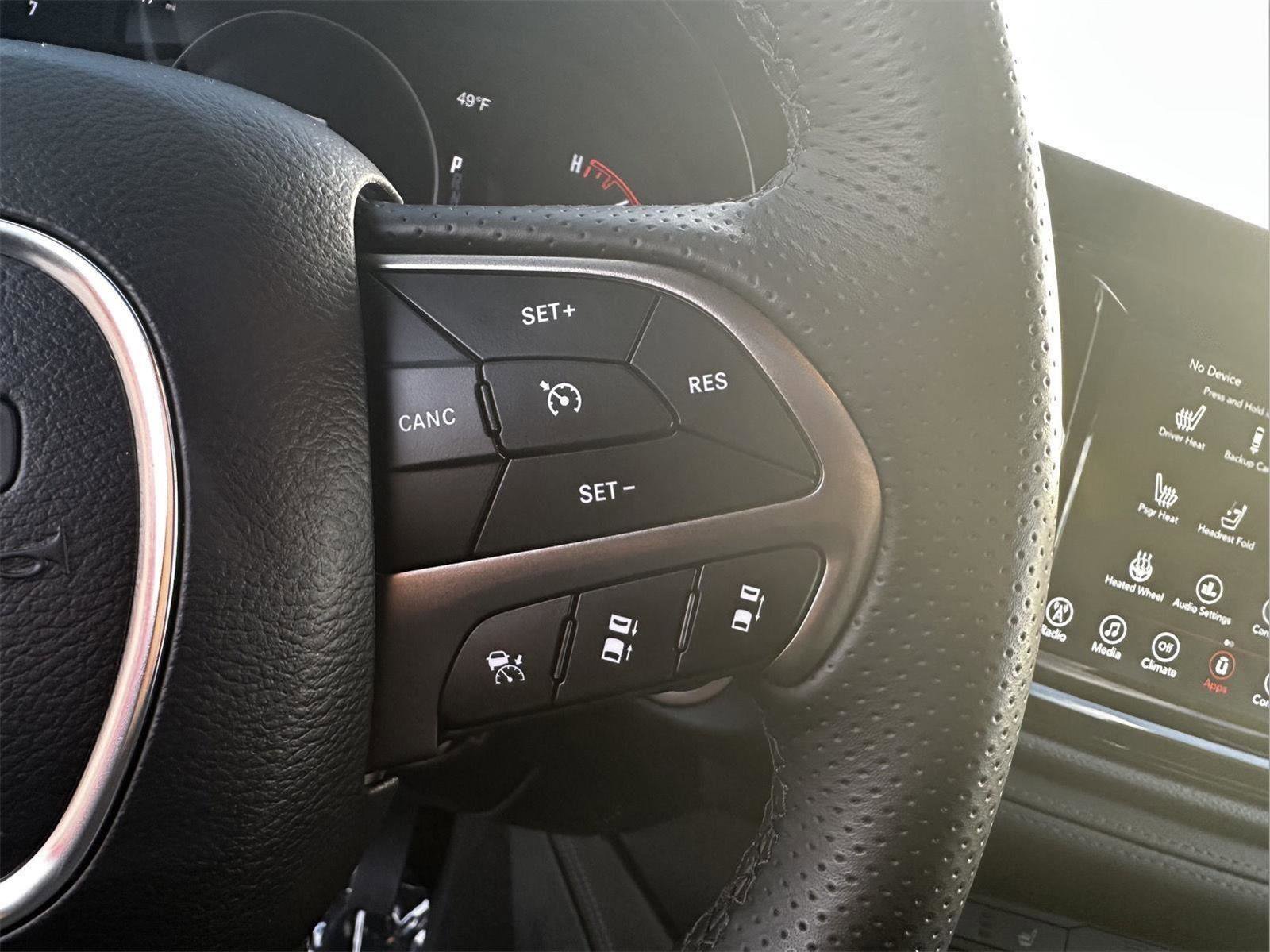 Used 2024 Dodge Durango SXT w/ SXT Blacktop Group image 18