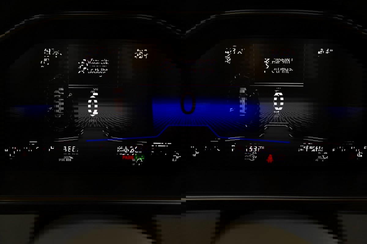 Used 2025 Volkswagen Jetta SE image 17