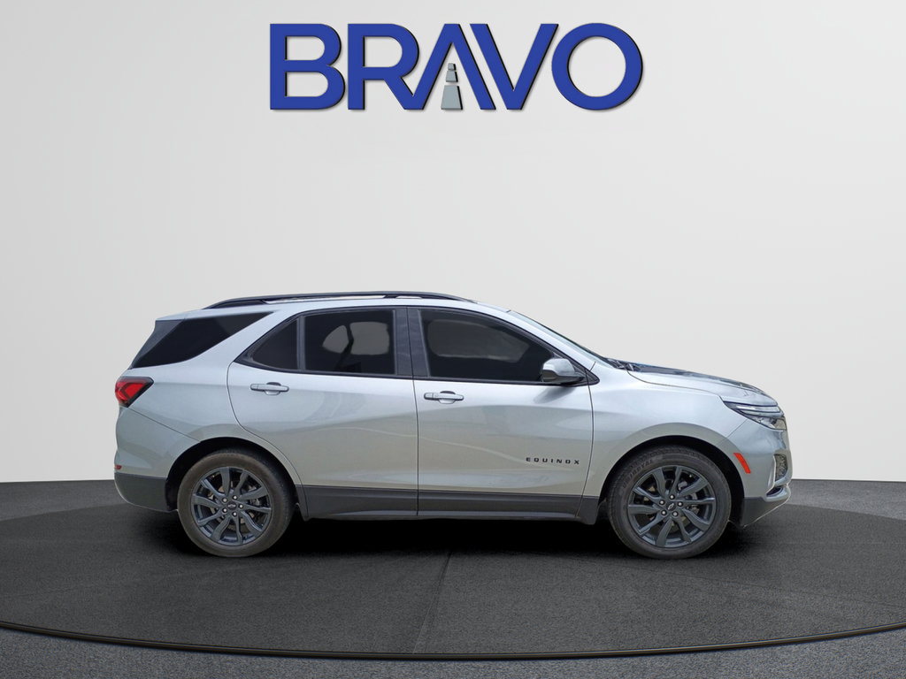 Used 2023 Chevrolet Equinox RS FWD image 4
