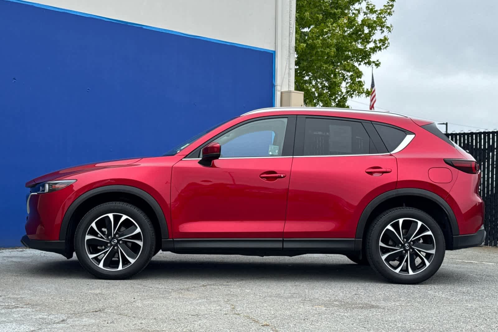 Used 2023 MAZDA CX-5 AWD 2.5 S w/ Premium Package image 6