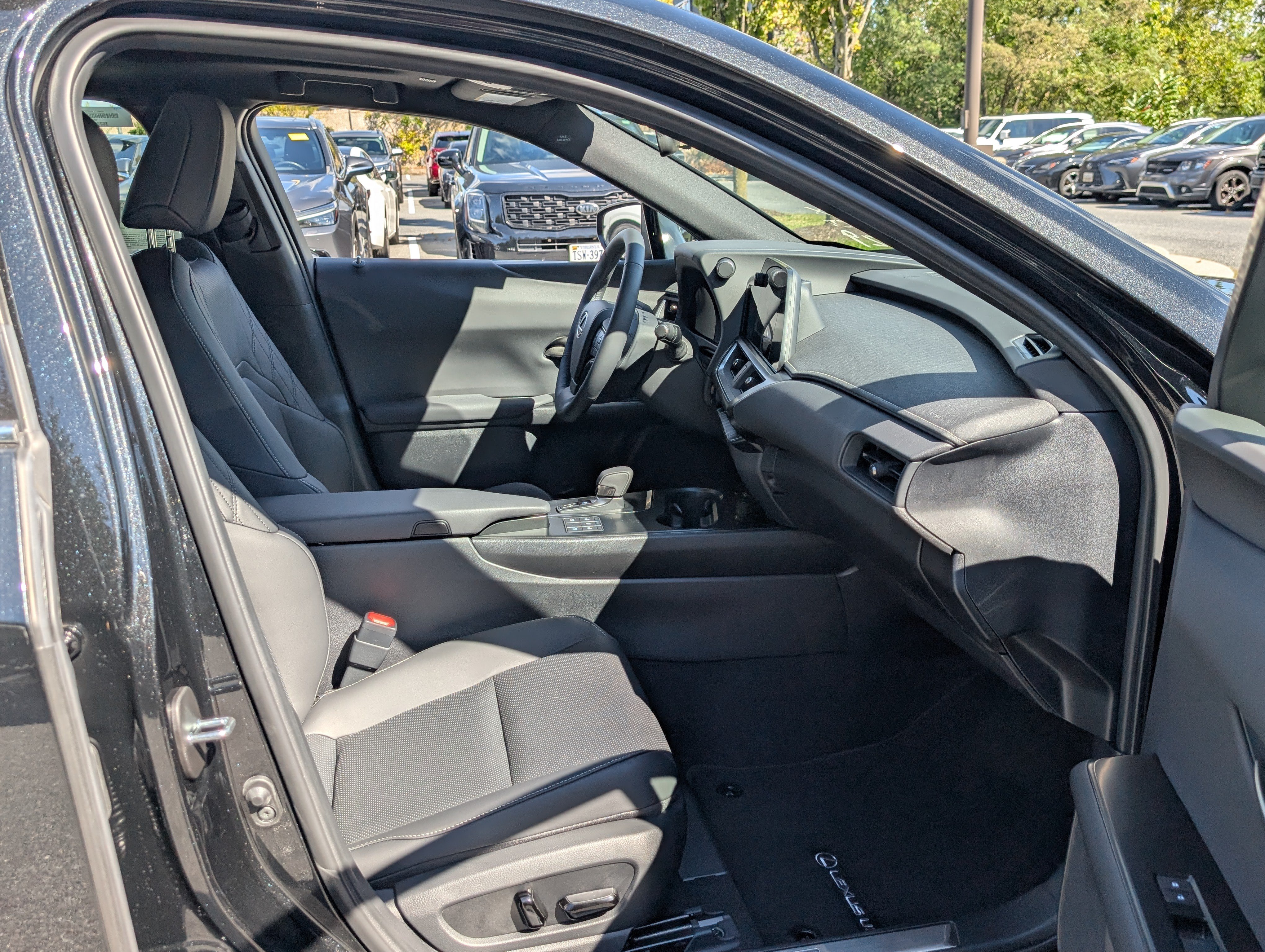 New 2026 Lexus UX 300h AWD w/ Accessory Package (2T) image 8