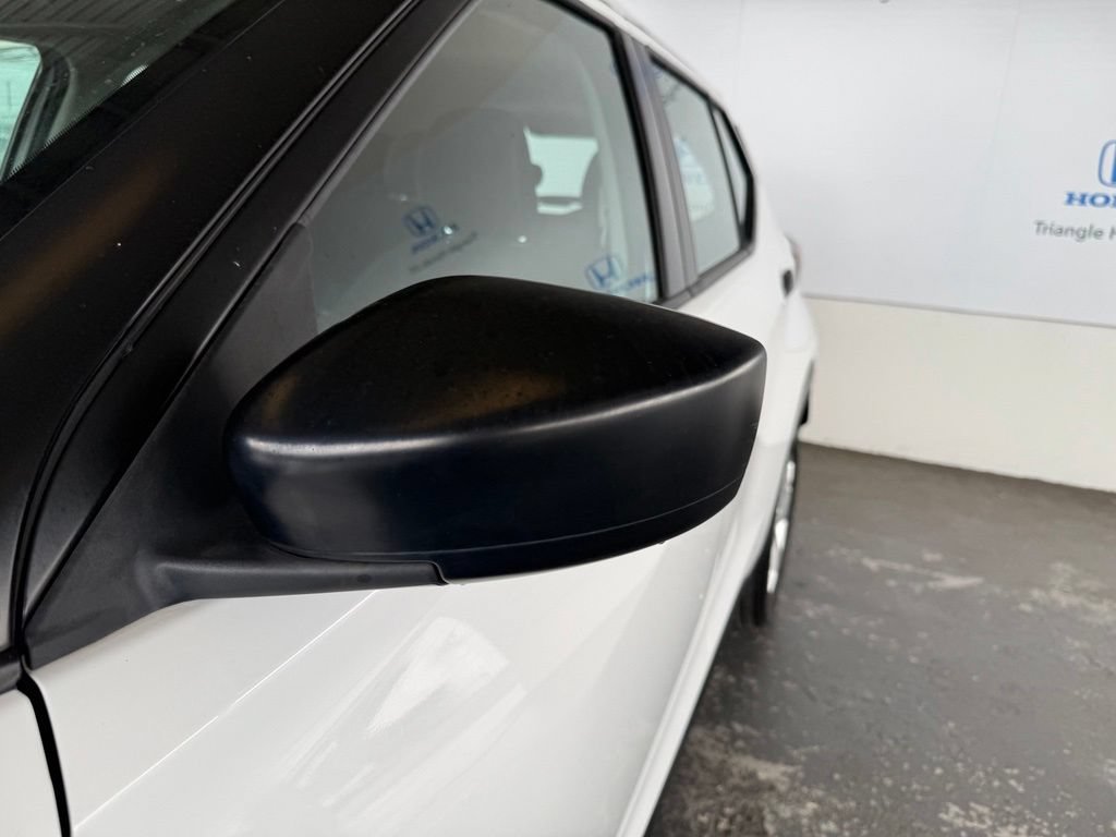 Used 2022 Nissan Kicks S FWD image 33