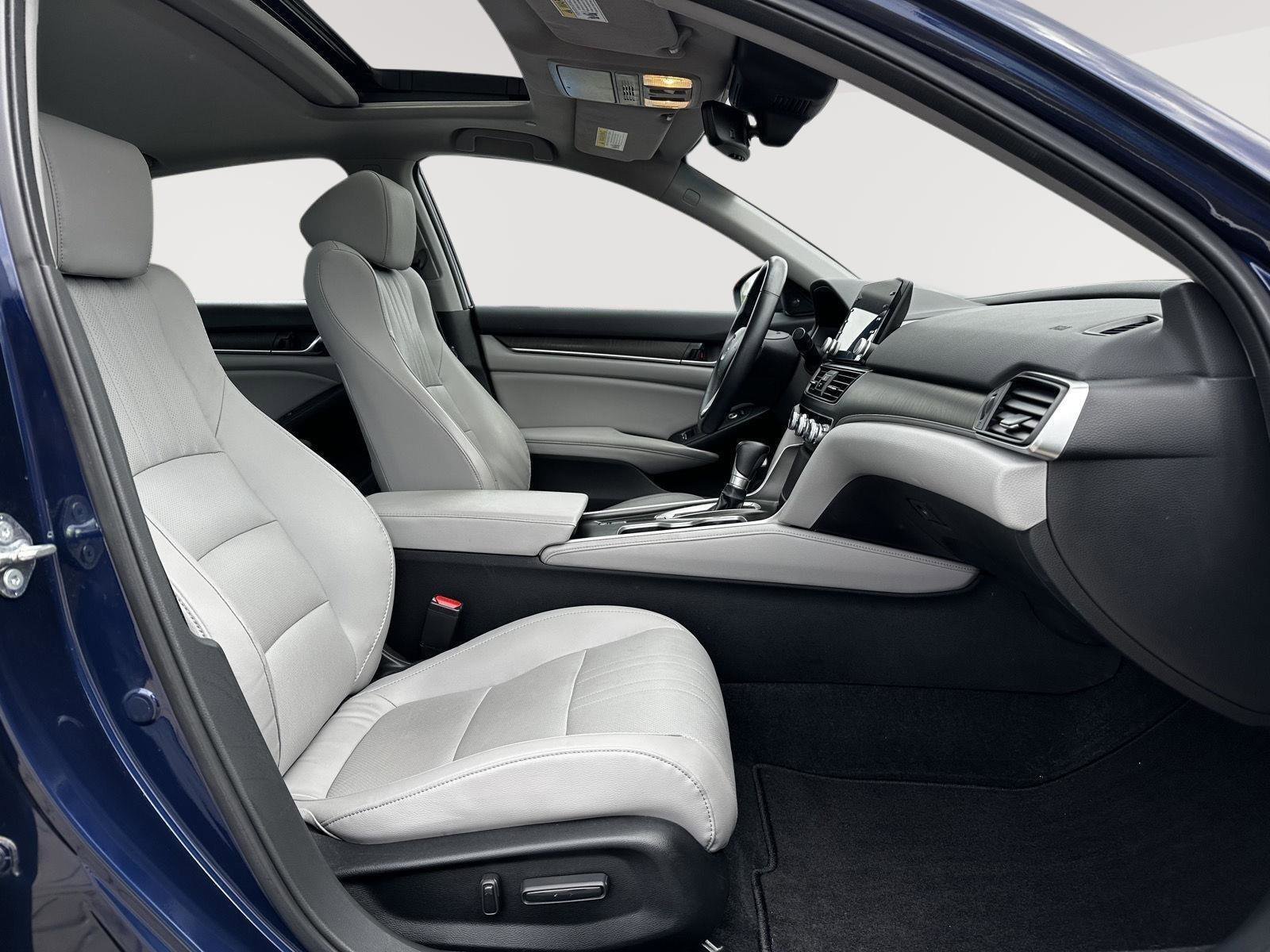 Certified 2018 Honda Accord EX-L image 24